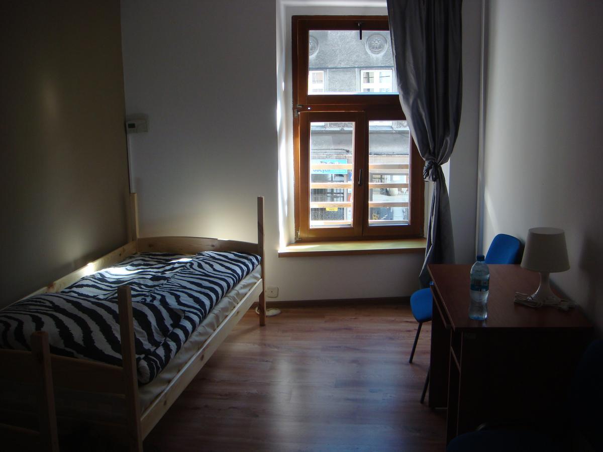 Hostel Gliwice Centrum Esterno foto